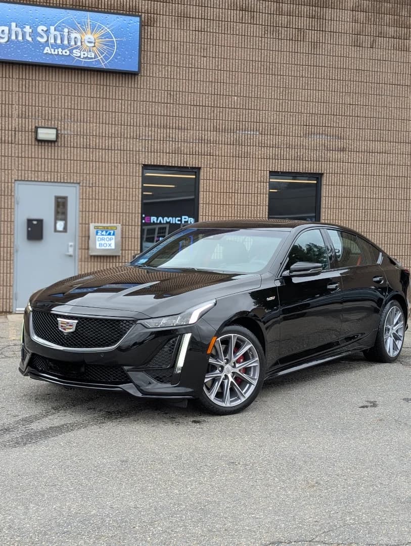 2022 Cadillac CT5V Detail