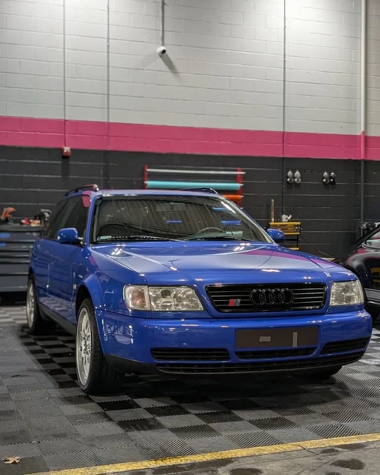 Nagaro Blue 2001 Audi S6